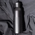 Thermofles van gerecycled staal met drukknoopsluiting 500 ml kleur zwart tweede weergave