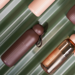 Thermofles van staal in effen kleur met ronde dop en draaglus 500 ml kleur donker bruin vijfde weergave