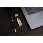 Custom made USB van metaal met sluitdop, gemaakt in Europa kleur zilver
