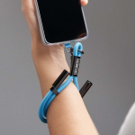 Custom made polsband om de mobiel op te laden met Type C oplader kleur cyaan blauw vijfde weergave