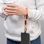 Custom made lanyard voor de mobiel met korte band en Type C oplader kleur oranje