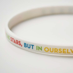 Custom made siliconen polsband voor evenementen, personaliseerbaar kleur wit vijfde weergave