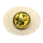 Op maat gemaakte ovale metalen pin om in kleur te personaliseren kleur nude derde weergave