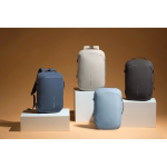 Slanke urban rugzak voor laptop met 15 L inhoud Bobby Air 16” kleur blauw sfeer weergave