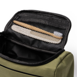 Ecologische toilettas met binnenvak van gaas en zijlus kleur donkergroen detailweergave 2