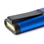 Ultraplatte aluminium multitool met zaklamp van 70 lumen kleur rood detailweergave 2