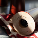 Grote conische molen van beukenhout Sagaform kleur donkerrood vierde weergave