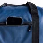 Stevige sport- of weekendtas met coating van kunstleer