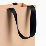 Premium papieren tas met matte afwerking en handgrepen 7kg