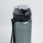 Herbruikbare fles met fliptop-dop en lekvrije sluiting 700 ml