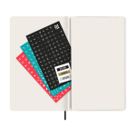 Dagagenda met zachte kaft en elastische sluiting Moleskine kleur zwart tweede weergave