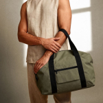 Polyester reistas, ideaal voor reizen of sport, met trolleylus kleur groen gedetailleerde weergave 3