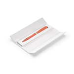 Draaibare pen van gerecycled aluminium met zwarte inkt kleur zalm weergave in doos