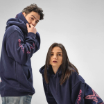Unisex hoodie van biologisch katoen 340g/m² Tulum kleur marineblauw sfeerweegave