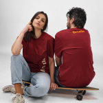 Unisex T-shirt van biologisch katoen in ribbreisel 180 g/m² Maya kleur bordeaux sfeerweegave
