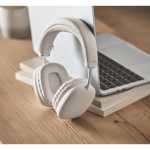Draadloze hoofdtelefoon met hoofdband, handsfree en oplaadbaar kleur wit tweede sfeervolle weergave