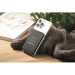 Magnetische powerbank van gerecycled aluminium 5.000mAh kleur zwart sfeervolle hoofdweergave