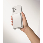 Magnetische powerbank van gerecycled aluminium 5.000mAh kleur mat zilver foto bekijken vierde weergave
