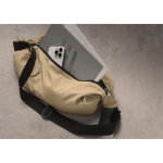 Urban crossbodytas van waterafstotend nylon met verstelbare band kleur khaki derde sfeervolle weergave