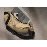 Urban crossbodytas van waterafstotend nylon met verstelbare band kleur khaki derde sfeervolle weergave 2