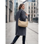 Urban crossbodytas van waterafstotend nylon met verstelbare band kleur khaki sfeervolle weergave