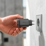 Compacte, milieuvriendelijke USB-lader met EU-stekker 100W kleur zwart sfeer weergave 2