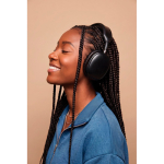 Opvouwbare over-ear koptelefoon met verwisselbare USB-C-batterij kleur zwart sfeer weergave 2