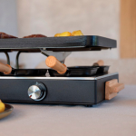 Tafelraclette met omkeerbare antiaanbakplaat Boska kleur zwart sfeer weergave 4