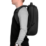 Laptoprugzak met snelle toegang en handgreep bovenop 16” Incase Icon kleur zwart weergave 16