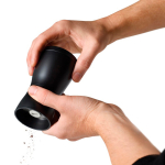 Set zout- en pepermolens met antiaromadeksel AdHoc kleur zwart weergave 11