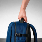 Waterbestendige plastic handbagagerugzak voor 17” kleur marineblauw sfeerweegave