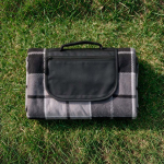 Opvouwbare picknickdeken van gerecycled polyester, waterdicht kleur grijs derde sfeerweergave
