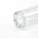 Cilindrische glazen fles met zilverkleurige lekvrije dop 540 ml kleur doorzichtig gedetailleerde weergave
