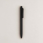 Pen van gerecycled plastic met versterkte clip en blauwe inkt kleur zwart sfeerweegave