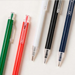 Pen van gerecycled aluminium met drukknop en blauwe inkt