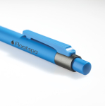 Aluminium balpen met rubbercoating, kunststof clip en blauwe inkt kleur lichtblauw