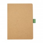 Notitieboekje van gerecycled papier met pennenhouder A5 gelinieerde vellen kleur groen derde weergave voorkant