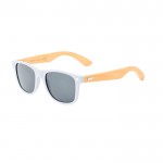 Kleurrijke zonnebril met bamboe pootjes en UV400 bescherming kleur wit  negende weergave