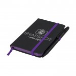Notitieboekje met kleur en pen kleur paars met logo