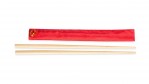 Bamboe eetstokjes in gekleurd hoesje kleur rood derde weergave