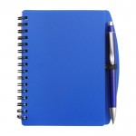 Hardcover notitieboekje en bijpassende pen A6 formaat kleur blauw eerste weergave