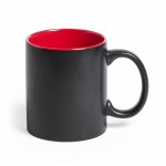 Zwarte koffiemokken met laserlogo kleur rood