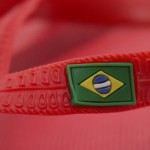 Bedrukte slippers met Braziliaanse vlag kleur rood derde weergave
