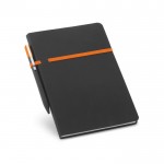 A5 notitieboekje met horizontaal elastiek en pen kleur oranje