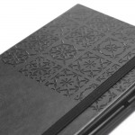 Zwart bedrukt notitieboekje met tegelmotief kleur zwart derde weergave