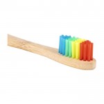 Tandenborstel (hout) met regenboogkleur kleur naturel vierde weergave