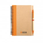 Notitieboekje van gerecycled papier met kleurdetail kleur oranje vierde weergave met logo