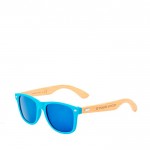 Kleurrijke zonnebril met bamboe pootjes en UV400 bescherming met jouw bedrukking