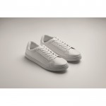 Sneakers met rubberen zolen van synthetisch leer maat 40 kleur wit foto bekijken derde weergave