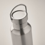 Anti-lek fles van gerecycled staal met handvatdop 500 ml kleur matzilver foto bekijken derde weergave